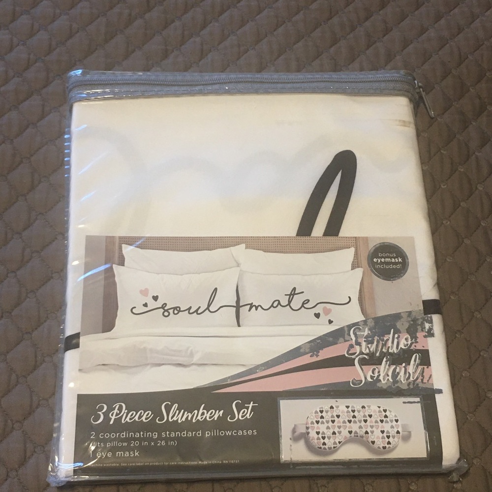 New from Nordstrom Studio Soleil 3 Piece Slumber Set